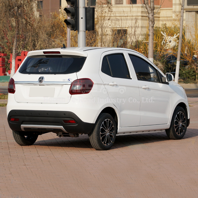 Henan White Electric Hybrid Vehicle Car