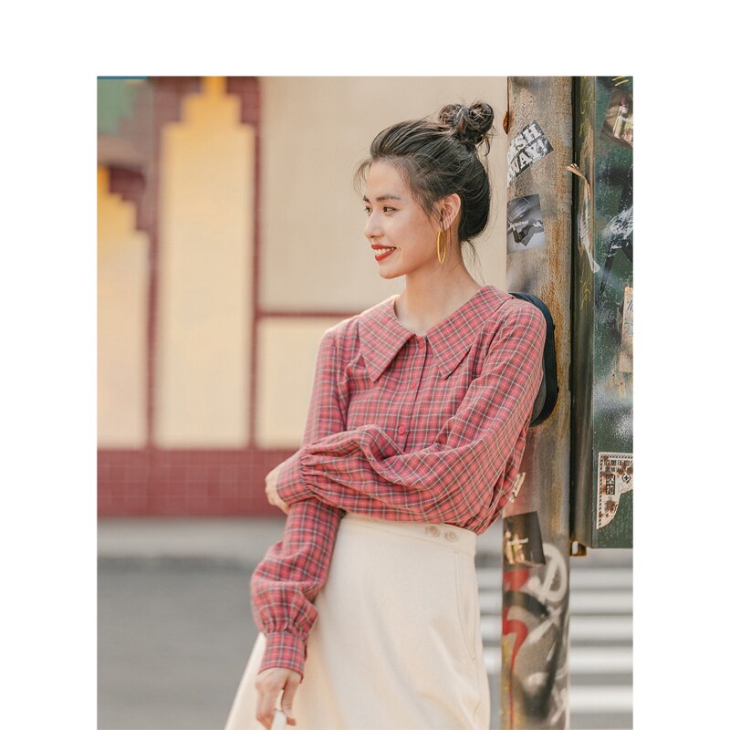 INMAN Winter Literary Retro 100% Cotton Doll Collar Plaid Loose Long Sleeve Women Blouse