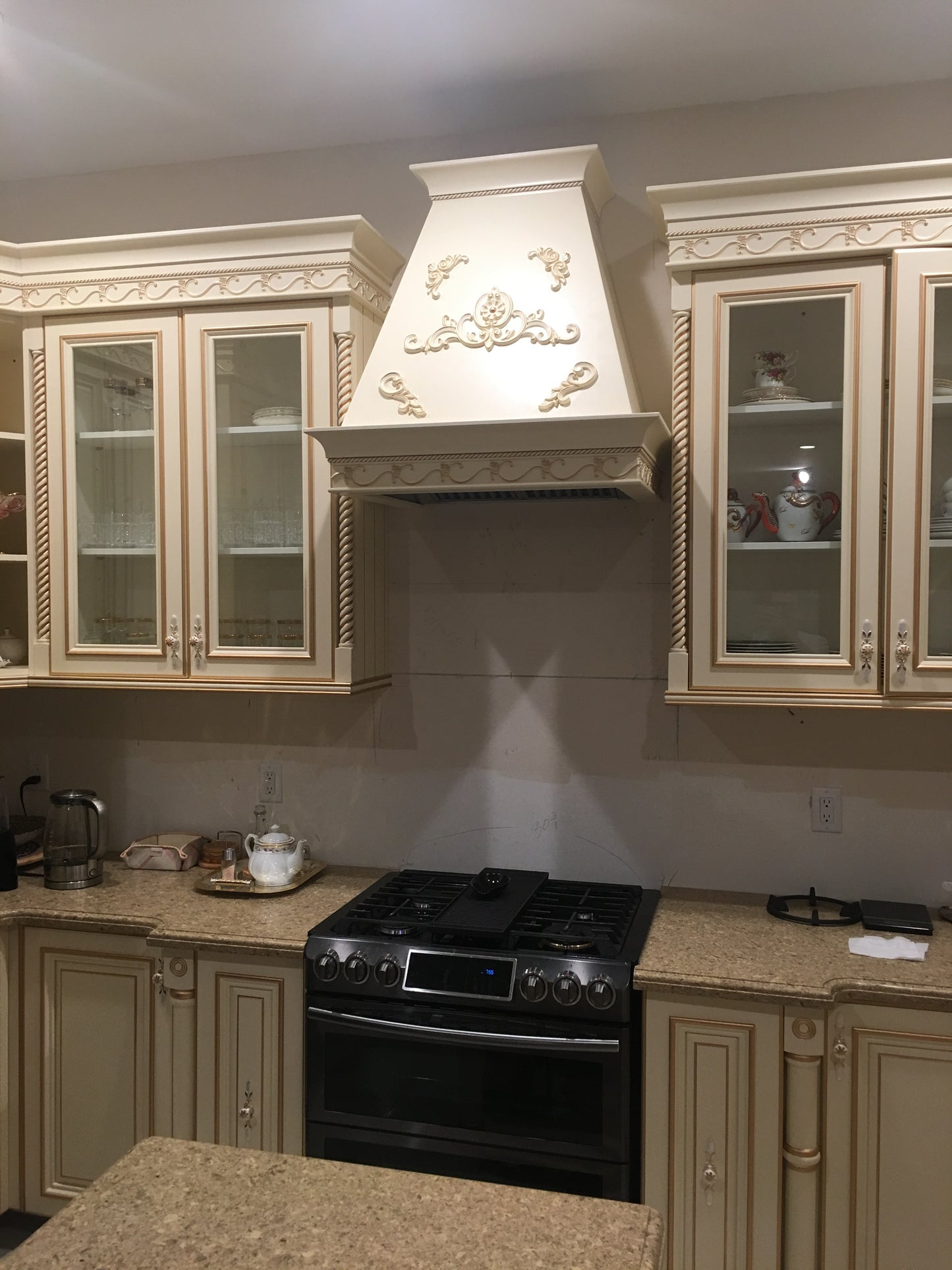Luxury American Solid Wood Kitchen Cabinet