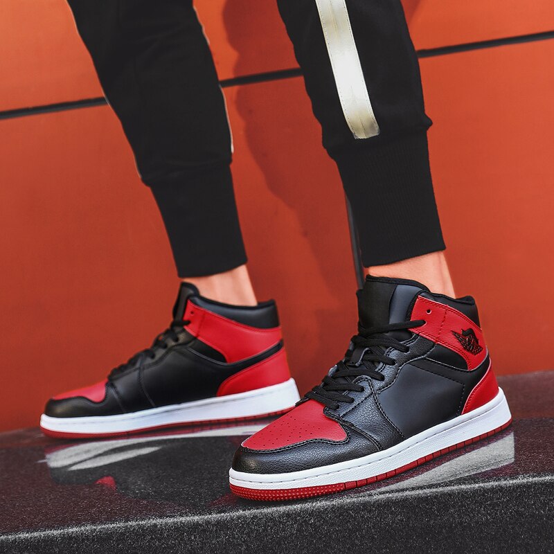 Man High-top Basketball Shoes Men's Air Cushion Light Basketball Sneakers Anti-skid Breathable Outdoor Sports Basketball Shoes