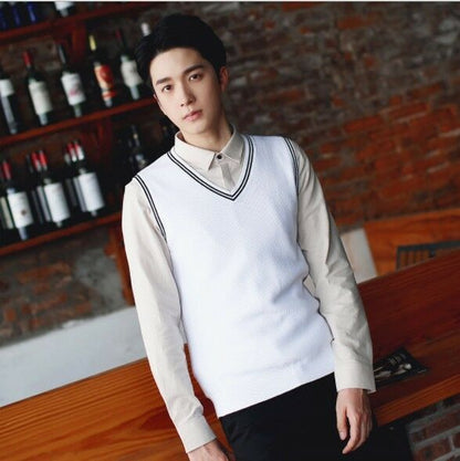 Men's Sweater Vest Warm Cotton Knitted V-Neck Sleeveless Pullover Tops New Comfortable Fashion Simplicity Casual