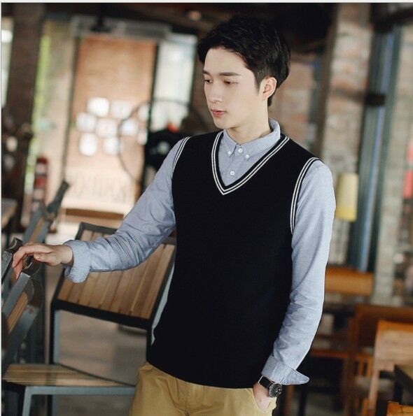 Men's Sweater Vest Warm Cotton Knitted V-Neck Sleeveless Pullover Tops New Comfortable Fashion Simplicity Casual