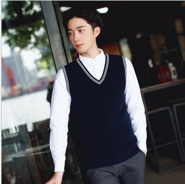 Men's Sweater Vest Warm Cotton Knitted V-Neck Sleeveless Pullover Tops New Comfortable Fashion Simplicity Casual