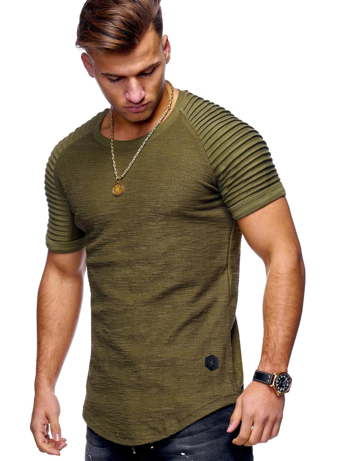 Men's clothes with long sleeves