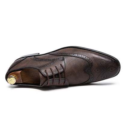 New 2020 Men's Dress Shoes Formal Wedding Genuine Leather Shoes Retro Brogue Business Office Men's Flats Oxford Style