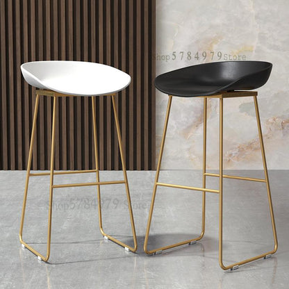 Nordic Iron Creative Simple Luxury Bar Table Chair Stool Leisure Coffee Shop Front Desk High Stool Designer Chair