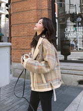 將圖片載入圖庫檢視器 Women&#39;s Plaid Lamb Wool Coat Short 2020 autumn and winter wild new Korean version of loose woolen thick plus velvet coat
