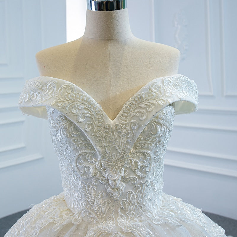 RSM66641 Luxury Elegant White V-neck Wedding Dress 2021 Draped Backless Applique Print Pattern Long Trailing Skirt