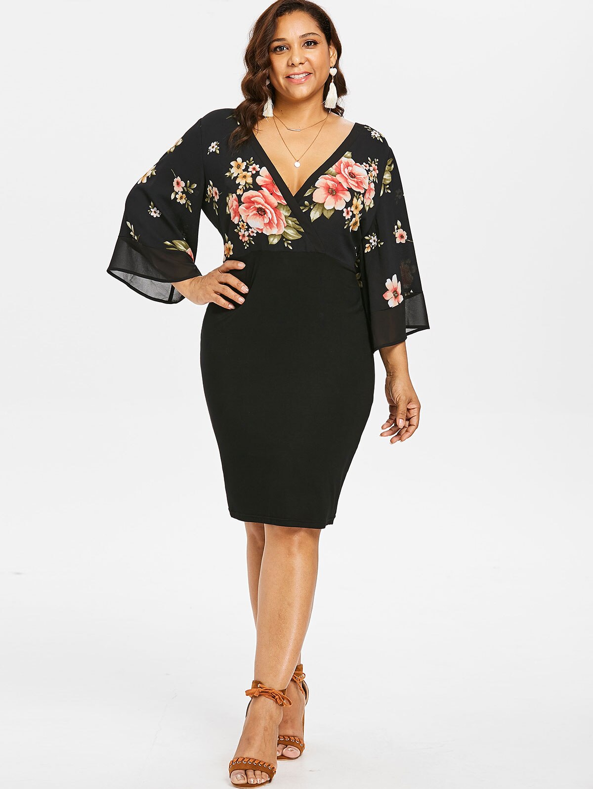 Rosegal Women's Plus Size Bell Sleeve Low Cut Floral Bodycon Dress Women Plunging Neck 3/4 Sleeve Summer Dresses Party OL Dress Vestidos