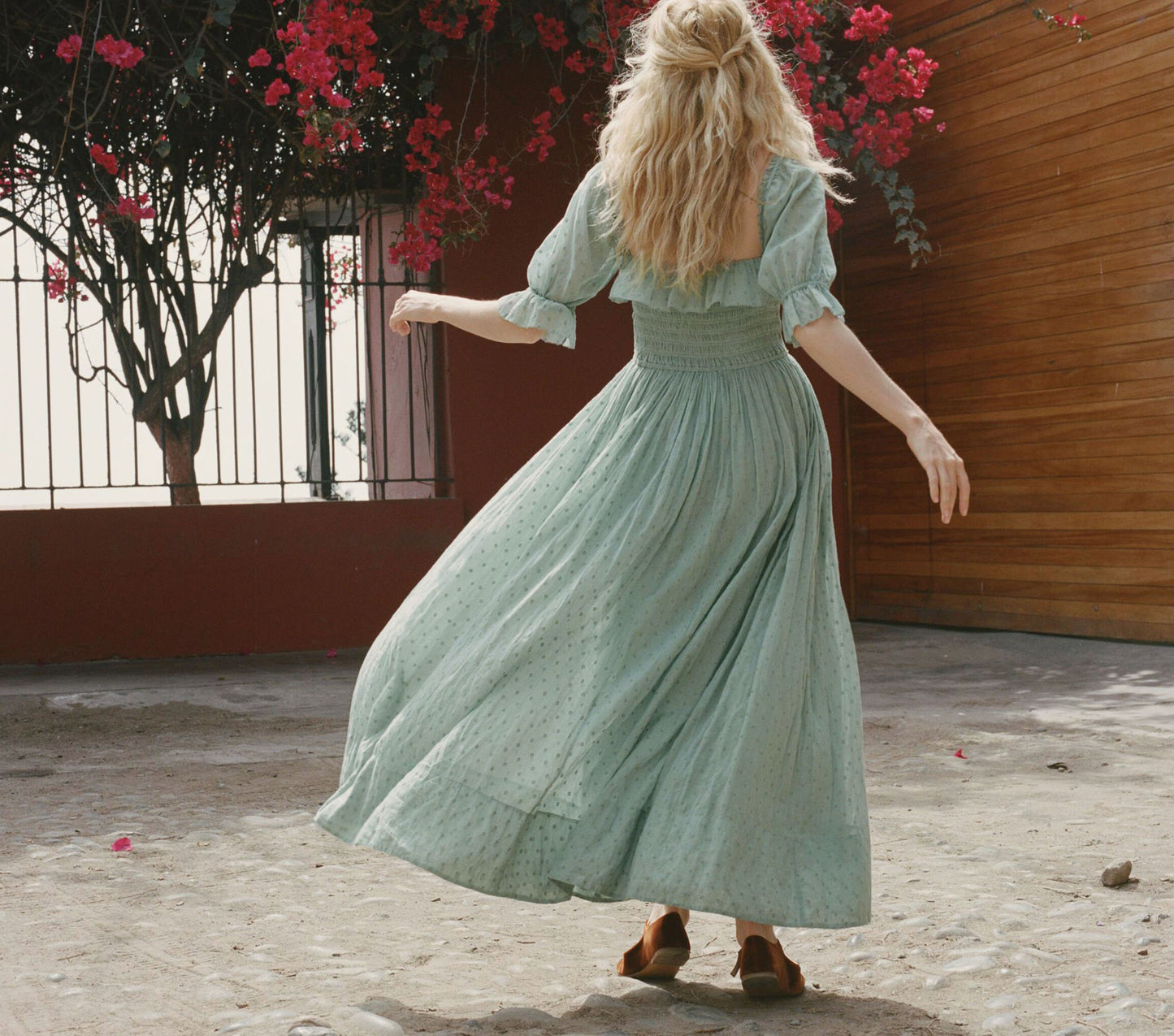 Ruffles Trim Elegant Long Dress Women Summer  Autumn Half Sleeve Low cut Sexy Dress Ladies Casual High Waist Pleated Midi Dress