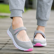 将图片加载到图库查看器，Summer Breathable Women Sneakers Healthy Walking Mary Jane Shoes Sporty Mesh Sport Running Mother Gift Light Flats 35-42 Size
