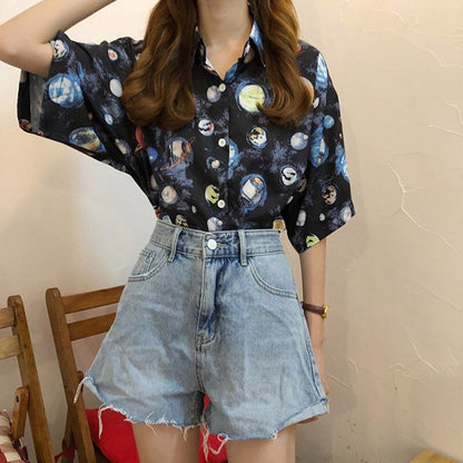 Women's Retro Cartoon Planet Print Blouse Shirt Summer Short Sleeve Lapel Shirt Women Tops Loose Casual Blouses