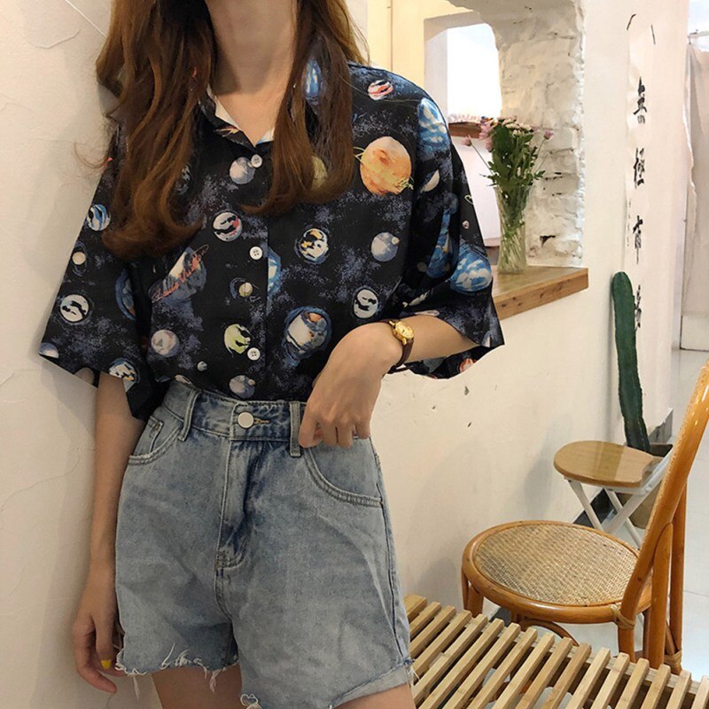 Women's Retro Cartoon Planet Print Blouse Shirt Summer Short Sleeve Lapel Shirt Women Tops Loose Casual Blouses