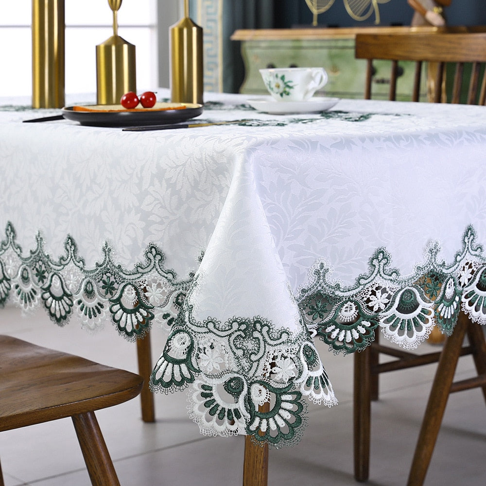 White Lace Embroidered Tablecloth Upscale Polyester Fabric Hollow Hem Round Dining Table Cloth/Tea Table Cover for Wedding Party