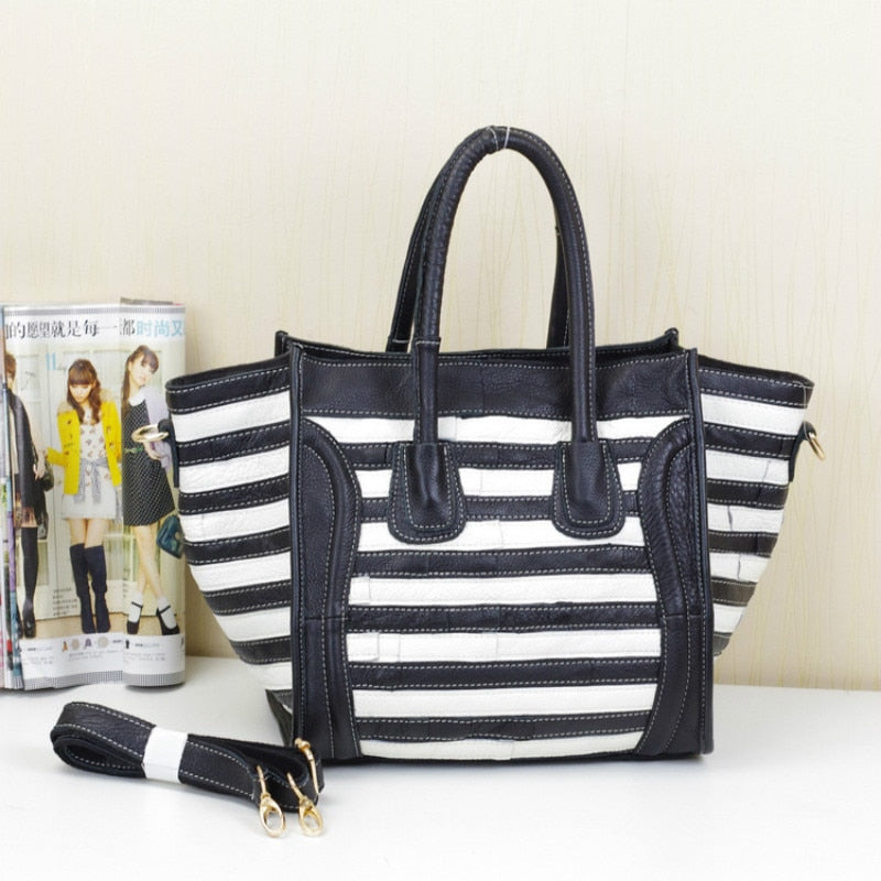 Wholesale Women Bags Designer Classic Colors Leather Ladies Shoulder Bag Smile Face Purse Fashion High Quality Womens Handbags