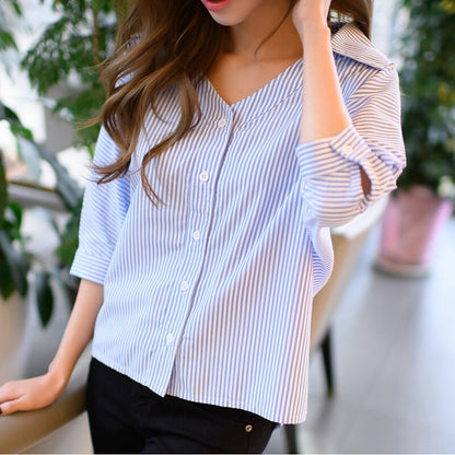Women's Casual Blue Striped Summer Blouse V-Neck Seven Sleeve Buttons Blouse 2019 New Fashion Women Loose Tops Blusas Vestidos