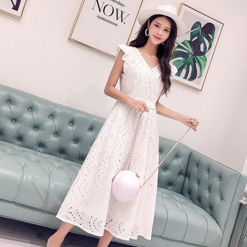 YiLin Kay 2019 Elegant Lace V-Neck Embroidered White Dress