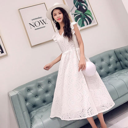 YiLin Kay 2019 Elegant Lace V-Neck Embroidered White Dress