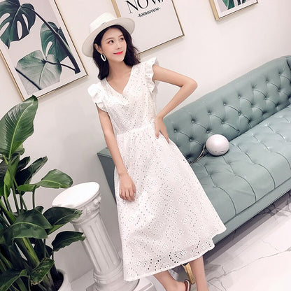 YiLin Kay 2019 Elegant Lace V-Neck Embroidered White Dress