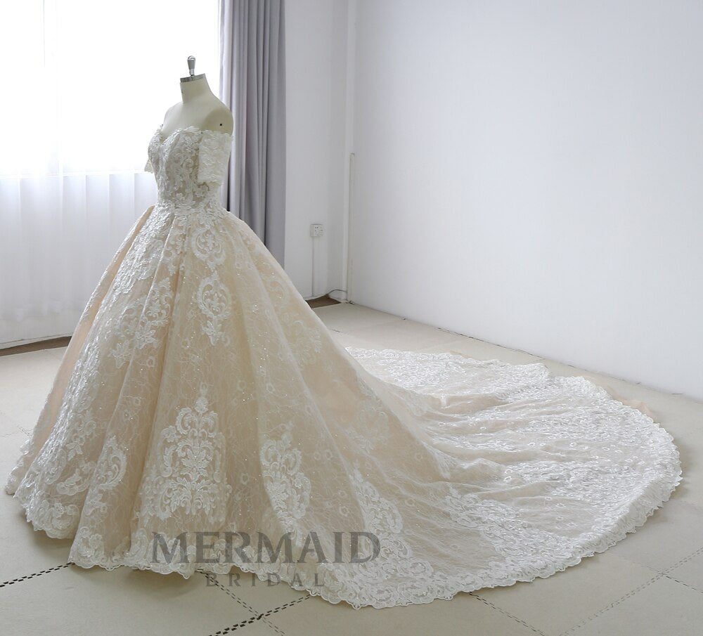 Luxury Short Sleeve Long Train Ball Gown Wedding Dress Women
