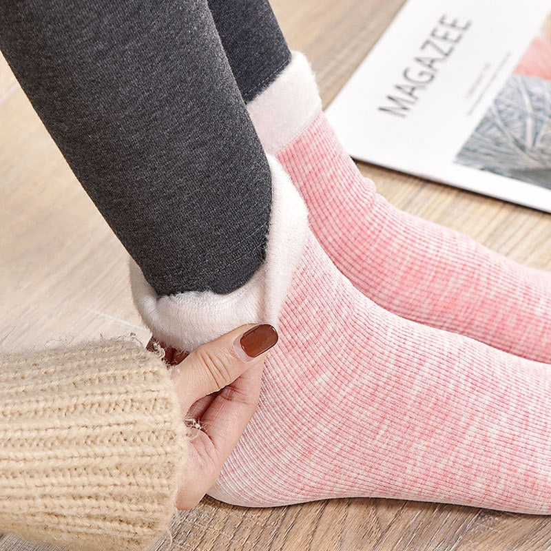 Breathable And Sweat-absorbing Mid Socks