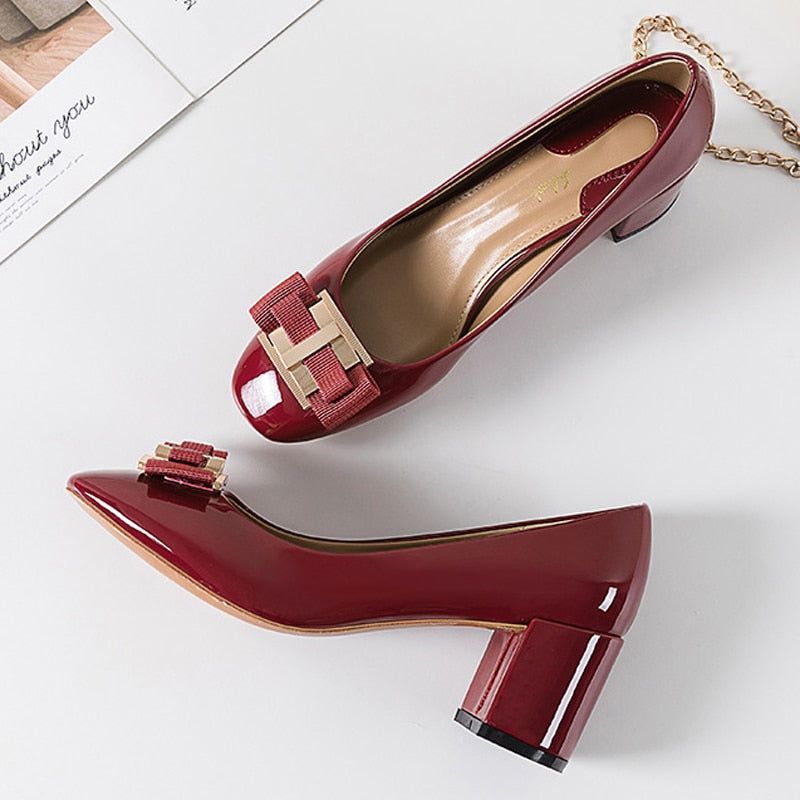 Classic Bridal Wedding Shoes Woman Metal Decoration Pumps Bowknot High Heel Designer Brand Chunky Heels Shoes Ladies Dress Pumps