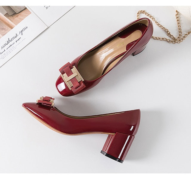 Classic Bridal Wedding Shoes Woman Metal Decoration Pumps Bowknot High Heel Designer Brand Chunky Heels Shoes Ladies Dress Pumps
