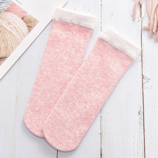 Breathable And Sweat-absorbing Mid Socks