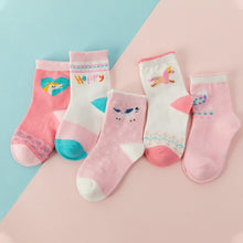 Cargar imagen en el visor de la galería, 5 pair Jacquard Cat Unicorn Rabbit Socks
