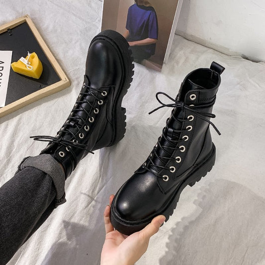 Rimocy White Black PU Leather Ankle Boots