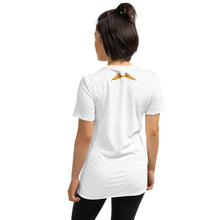 將圖片載入圖庫檢視器 Women&#39;s Short-Sleeve Unisex T-Shirt, Text: Be-You-tiful
